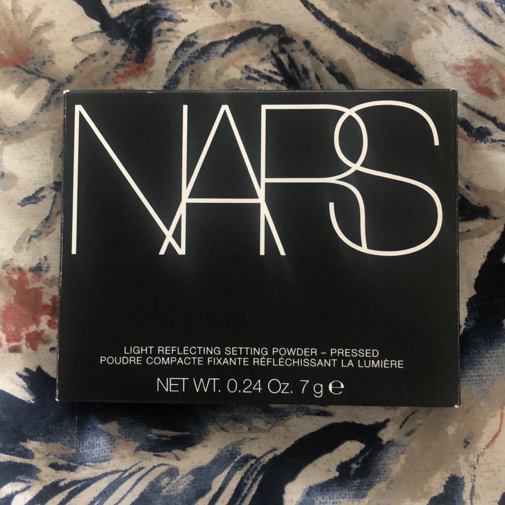 NARS Light Reflecting Setting Powder - Translucent